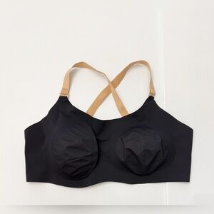 Knix Reversible Evolution Bra Black Nude Beige Seamless Wire Free Wireless